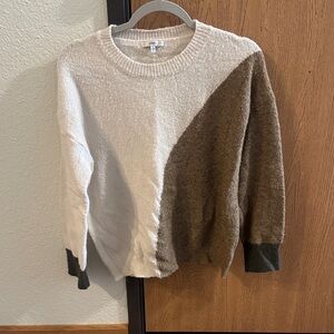JODIFL Two-Tone Cream and Brown Sweater